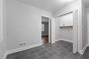 3403 Wilshire Dr, Greensboro, NC 27408 - Photo 9