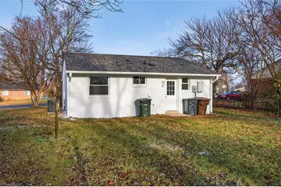 2403 Madre Place, Greensboro, NC 27406 - Photo 17