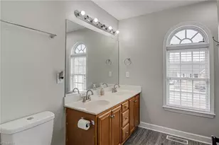 929 Big Creek Ct, High Point, NC 27265 - Photo 19