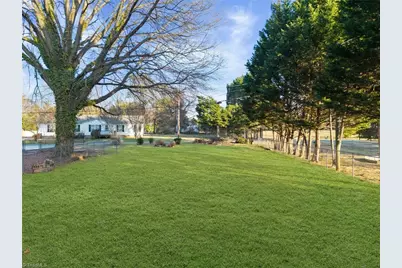 108 Wintergreen Road, Winston-Salem, NC 27107 - Photo 37