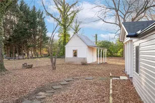 108 Wintergreen Rd, Winston-Salem, NC 27107 - Photo 39