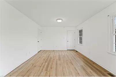 111 Chrisfield Circle, Winston-Salem, NC 27104 - Photo 33