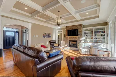 208 Lakeshore Drive, Reidsville, NC 27320 - Photo 9