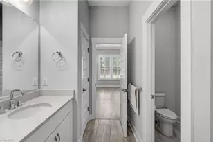 5106 Whaitley Ln, Greensboro, NC 27407 - Photo 25