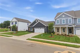 5340 Belmont Gdn Dr, Walkertown, NC 27051 - Photo 3