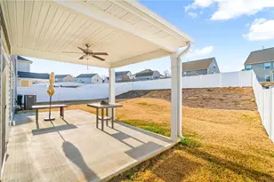 1040 Gibson House Dr, Burlington, NC 27215 - Photo 35