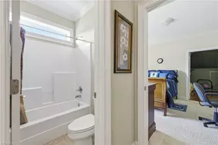 204 Fosseway Dr, Greensboro, NC 27455 - Photo 11