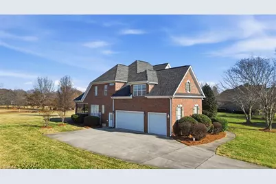 204 Fosseway Drive, Greensboro, NC 27455 - Photo 3