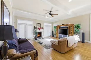 204 Fosseway Dr, Greensboro, NC 27455 - Photo 17