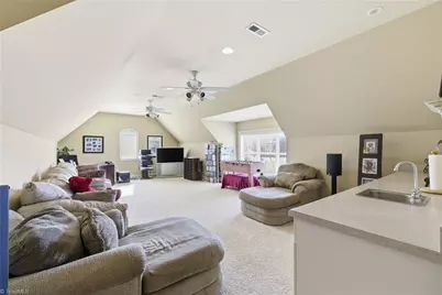 204 Fosseway Drive, Greensboro, NC 27455 - Photo 25