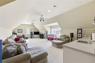 204 Fosseway Dr, Greensboro, NC 27455 - Photo 25