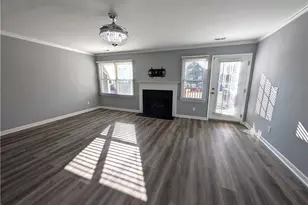 2808 Shadowbrook Ln, Winston-Salem, NC 27103 - Photo 9