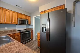 2808 Shadowbrook Ln, Winston-Salem, NC 27103 - Photo 3