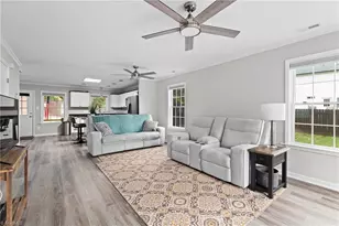 2709 Farmbrook Rd, Winston-Salem, NC 27103 - Photo 5