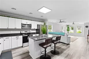 2709 Farmbrook Rd, Winston-Salem, NC 27103 - Photo 11