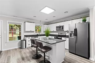 2709 Farmbrook Rd, Winston-Salem, NC 27103 - Photo 9