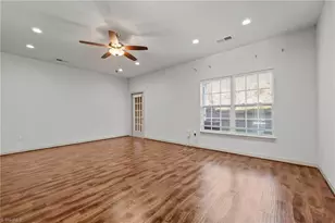 1919 Fleming Rd, Greensboro, NC 27410 - Photo 9