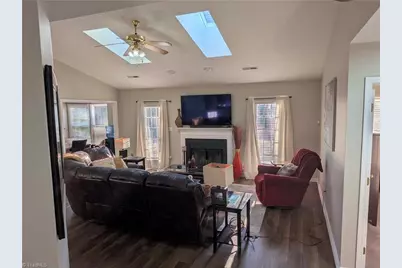 5703 Chinaberry Place, Greensboro, NC 27405 - Photo 5