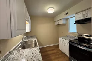 5521 Hornaday Rd, Greensboro, NC 27409 - Photo 15