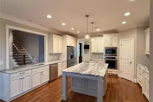 8521 Parkchester Pl, Oak Ridge, NC 27310 - Photo 15