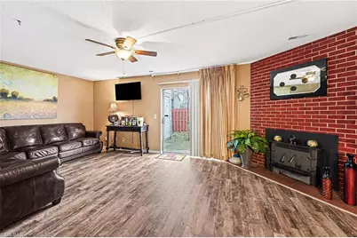 327 E Montcastle Drive #G, Greensboro, NC 27406 - Photo 7