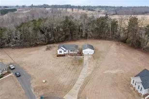 3641 Westmeadow Ln, Elon, NC 27244 - Photo 25