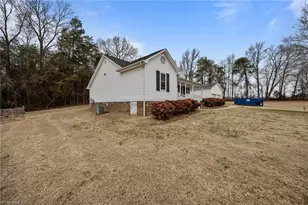 3641 Westmeadow Ln, Elon, NC 27244 - Photo 19