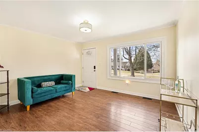 913 Alice Drive, Thomasville, NC 27360 - Photo 5