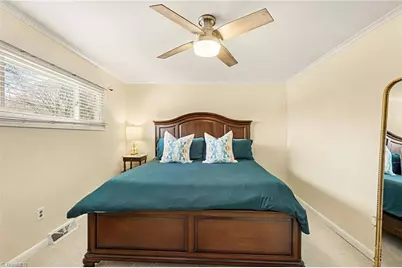 913 Alice Drive, Thomasville, NC 27360 - Photo 17