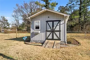 913 Alice Dr, Thomasville, NC 27360 - Photo 29