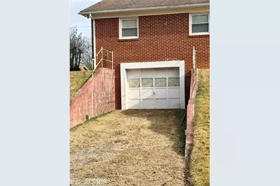 140 Westwood Drive, Mount Airy, NC 27030 - Photo 7