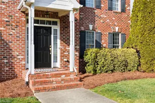 1007 Castle Pines Ct, Clemmons, NC 27012 - Photo 3