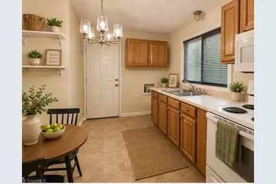 1111 Winslow Street, High Point, NC 27260 - Photo 11