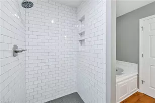 401 Poplar Creek Dr, Wilkesboro, NC 28697 - Photo 15