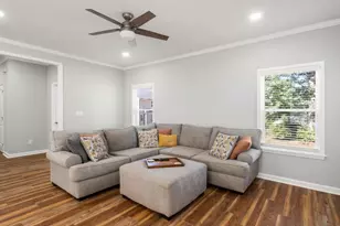 2410 Cedar Ln, Kernersville, NC 27284 - Photo 9