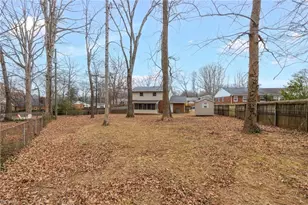 2404 Kery Dr, Greensboro, NC 27408 - Photo 41