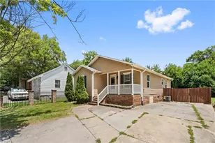 1021 Asheboro St, High Point, NC 27260 - Photo 3