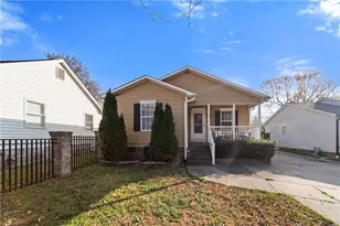 1021 Asheboro St, High Point, NC 27260 - Photo 1