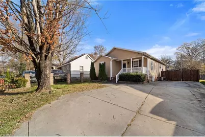 1021 Asheboro Street, High Point, NC 27260 - Photo 7