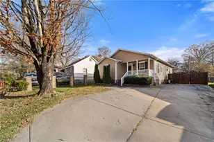 1021 Asheboro St, High Point, NC 27260 - Photo 7