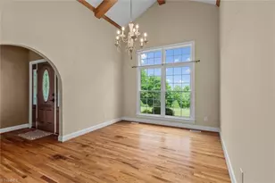 1148 Town N Country Dr, Wilkesboro, NC 28697 - Photo 11