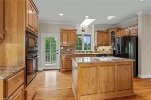 1148 Town N Country Dr, Wilkesboro, NC 28697 - Photo 13
