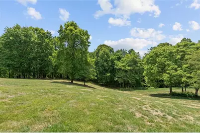 1148 Town N Country Drive, Wilkesboro, NC 28697 - Photo 41