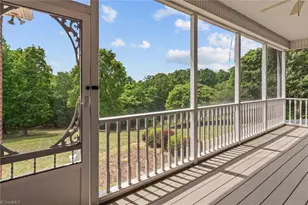 1148 Town N Country Dr, Wilkesboro, NC 28697 - Photo 21