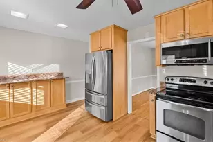 5610 Fleming Terrace Rd, Greensboro, NC 27410 - Photo 9