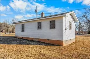 2450 E US Hwy 64, Mocksville, NC 27028 - Photo 31