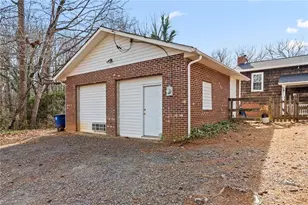 1742 Thompson Dr, Winston-Salem, NC 27127 - Photo 37