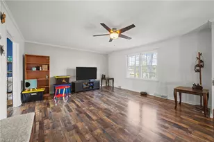 3742 Crosland Rd, Winston-Salem, NC 27106 - Photo 9