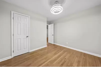 2902 Phillips Avenue, Greensboro, NC 27405 - Photo 15