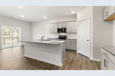 4909 Reedy Creek Farm Circle, Greensboro, NC 27405 - Photo 5